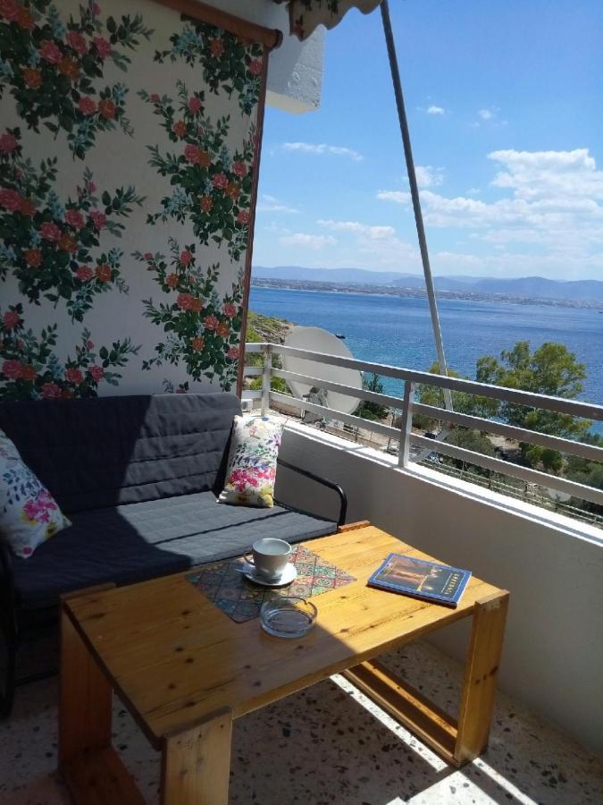 Atlas Apartment With Private Beach And Seaview Loutraki  Exterior photo